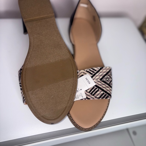 Old Navy Women’s Woven Slide Sandals Size 8 Neutral Boho Flats NWT - Picture 3 of 3